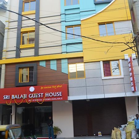 Sri Balaji Guest House Bangalore Exterior photo